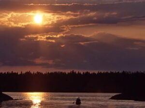 Kanuroute auf eigene Faust Fluss